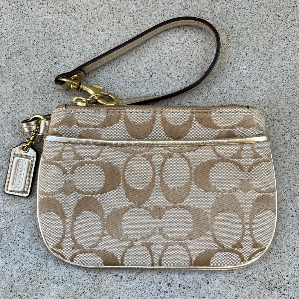 Coach tan mini wristlet - excellent condition